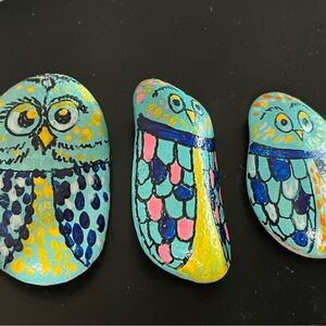 Hand-Painted Owl Stone Set - Multicolor